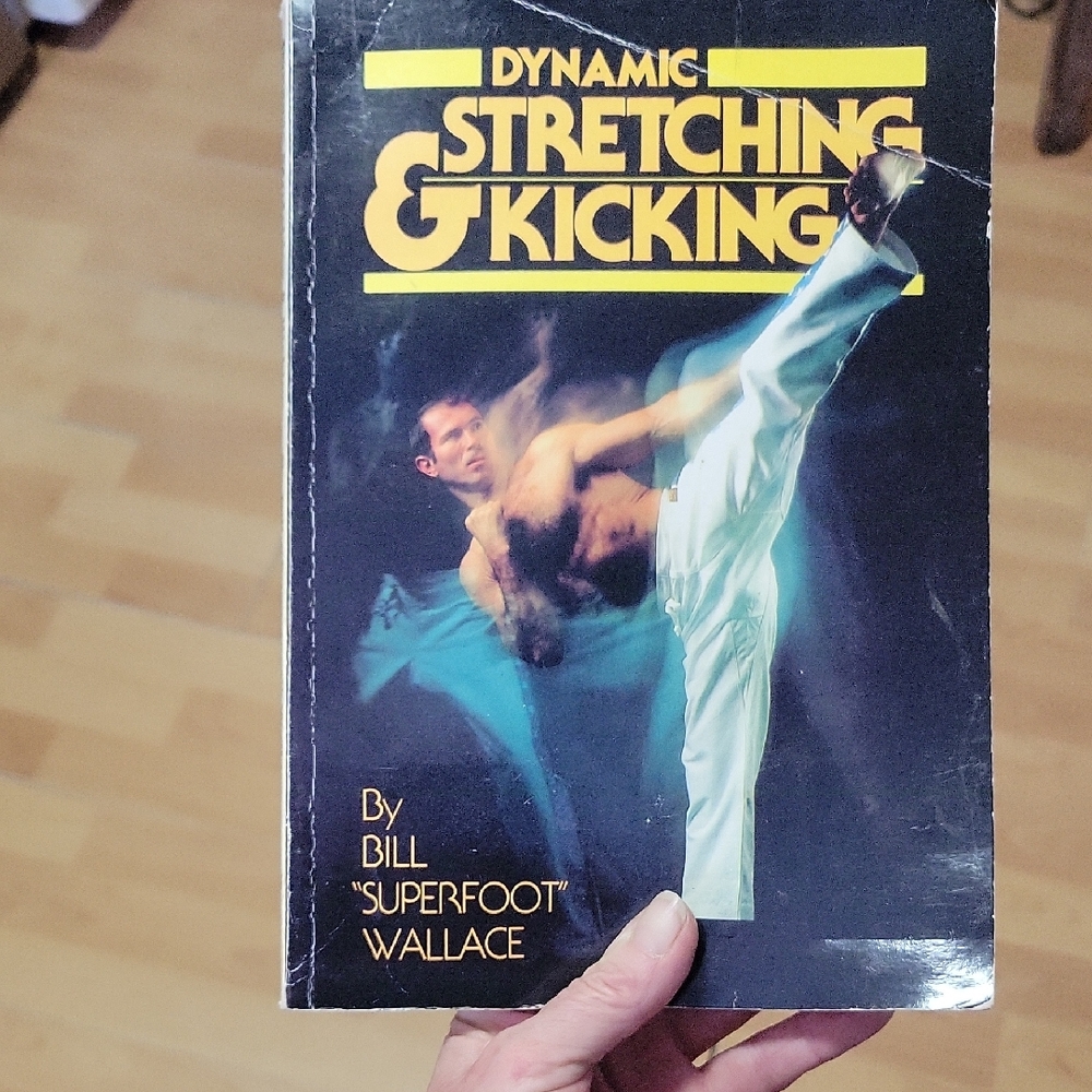 Dynamic Stretching & Kicking Book